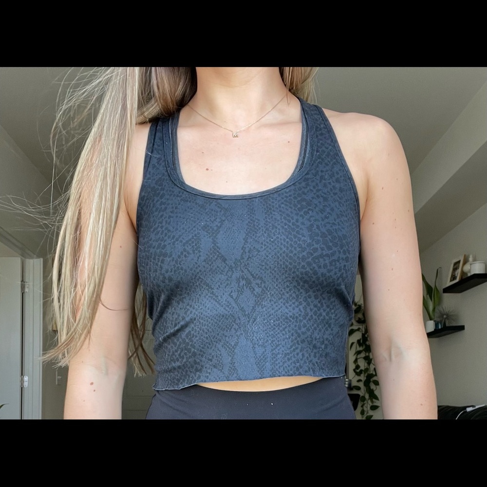 Lululemon cropped tank